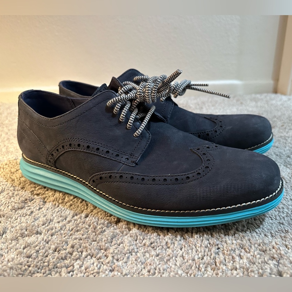 COLE HAAN ØriginalGrand Wingtip Oxfords MENS SIZE 10.5 NAVY BLUE / TEAL
